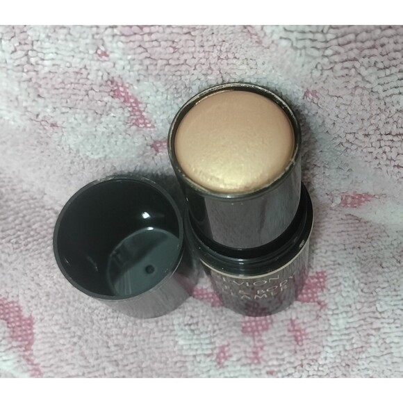 Revlon Face & Body Gleamer Gilded Limited Edition Makeup Cosmetics Fair Medium 1 - Picture 5 of 12